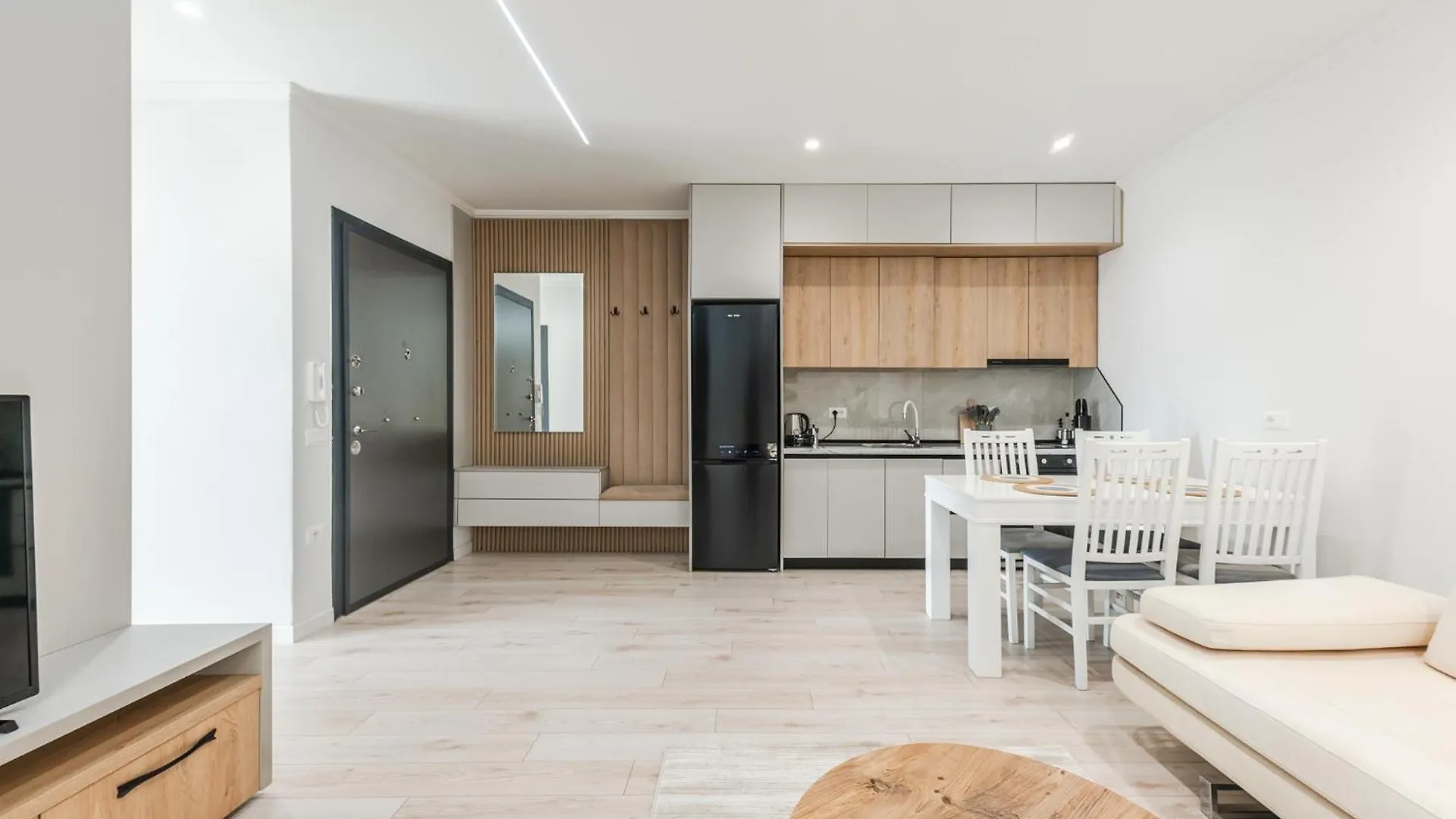 Mumba Apartments By Kondo Stays Tirana